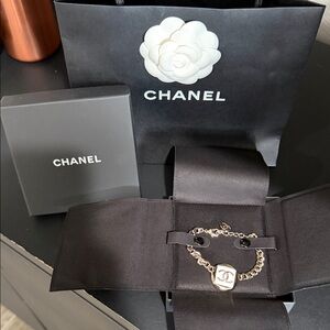 CHANEL Silver-Tone Chain Bracelet with CC Medallion